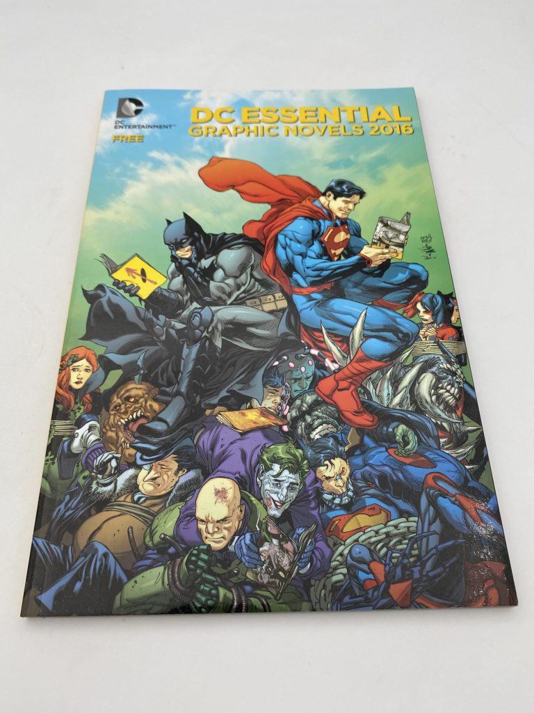 DC ENTERTAINMENT ESSENTIAL GRAPHIC NOVELS AND CHRONOLOGY 2016