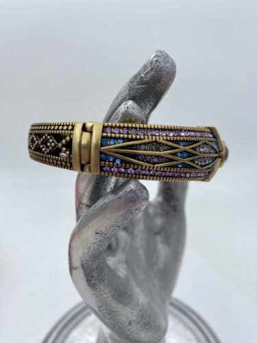 Heidi Daus® "Tapered X" Crystal Stackable Bangle Bracelet Large : 7 - 7 1/2" in - Image 2