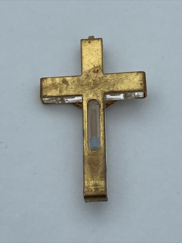 LOURDES FRANCE Cross Lucite & Brass Crucifix Inri Holy Soil Pendant VTG - Image 3