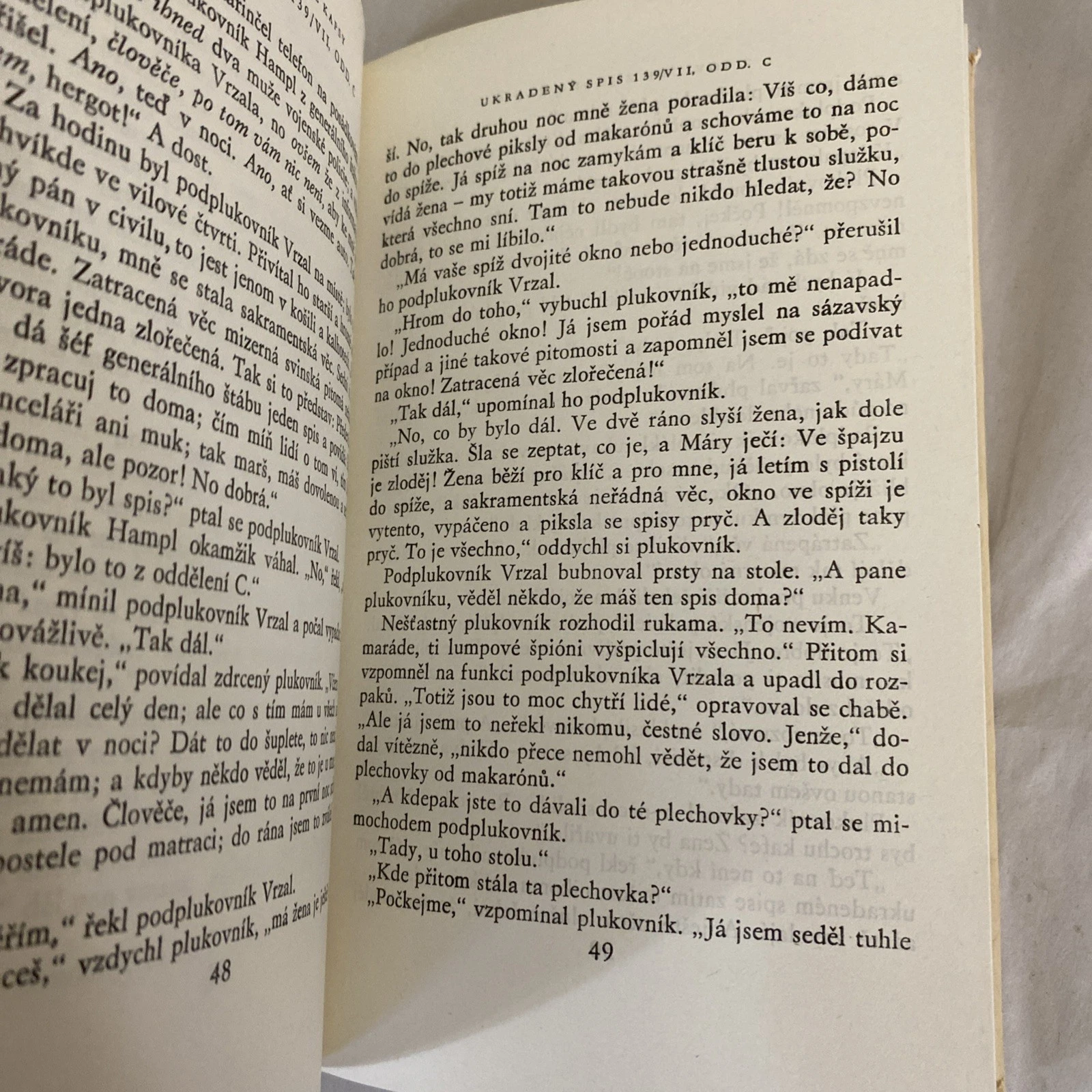 Karel Capek Vecne Dobrodruzstvi 1984 Czech Hardcover DJ Prague Vintage - Image 8