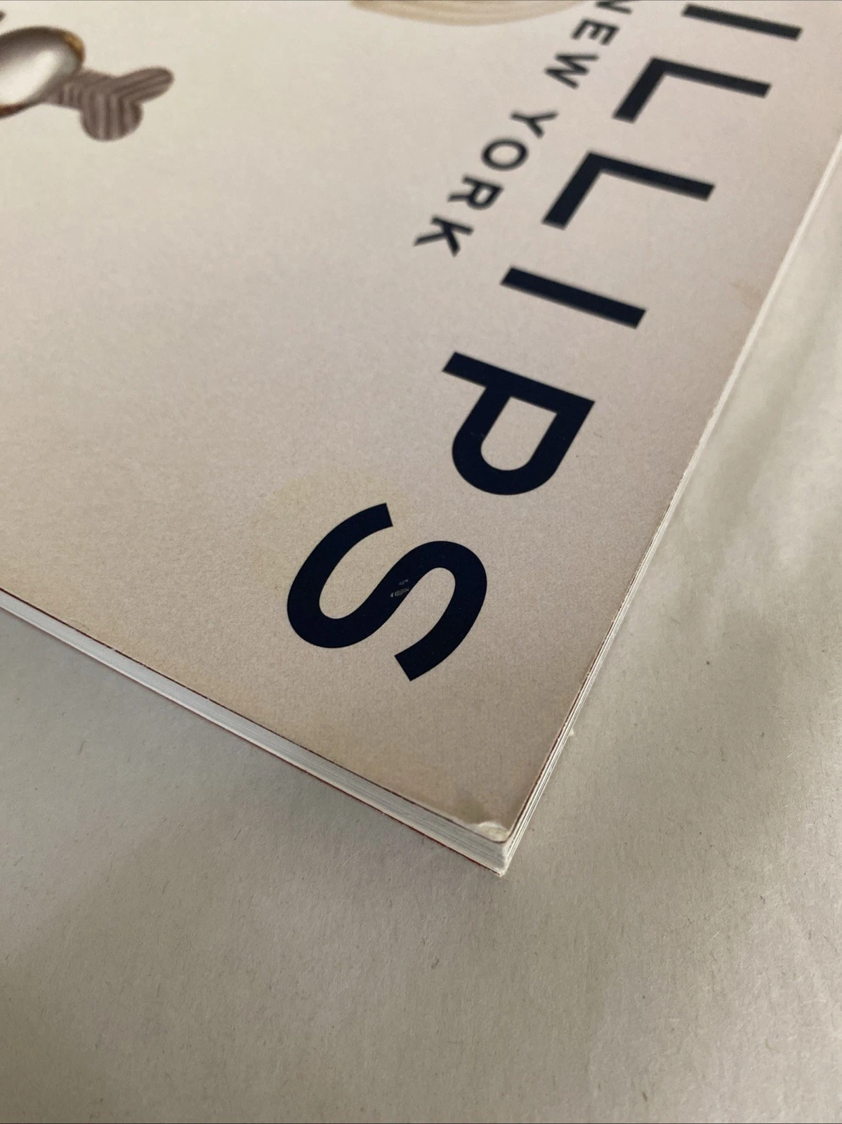 Phillips New York Perfume Presentations Auction Catalog December 2000 NY - Image 2