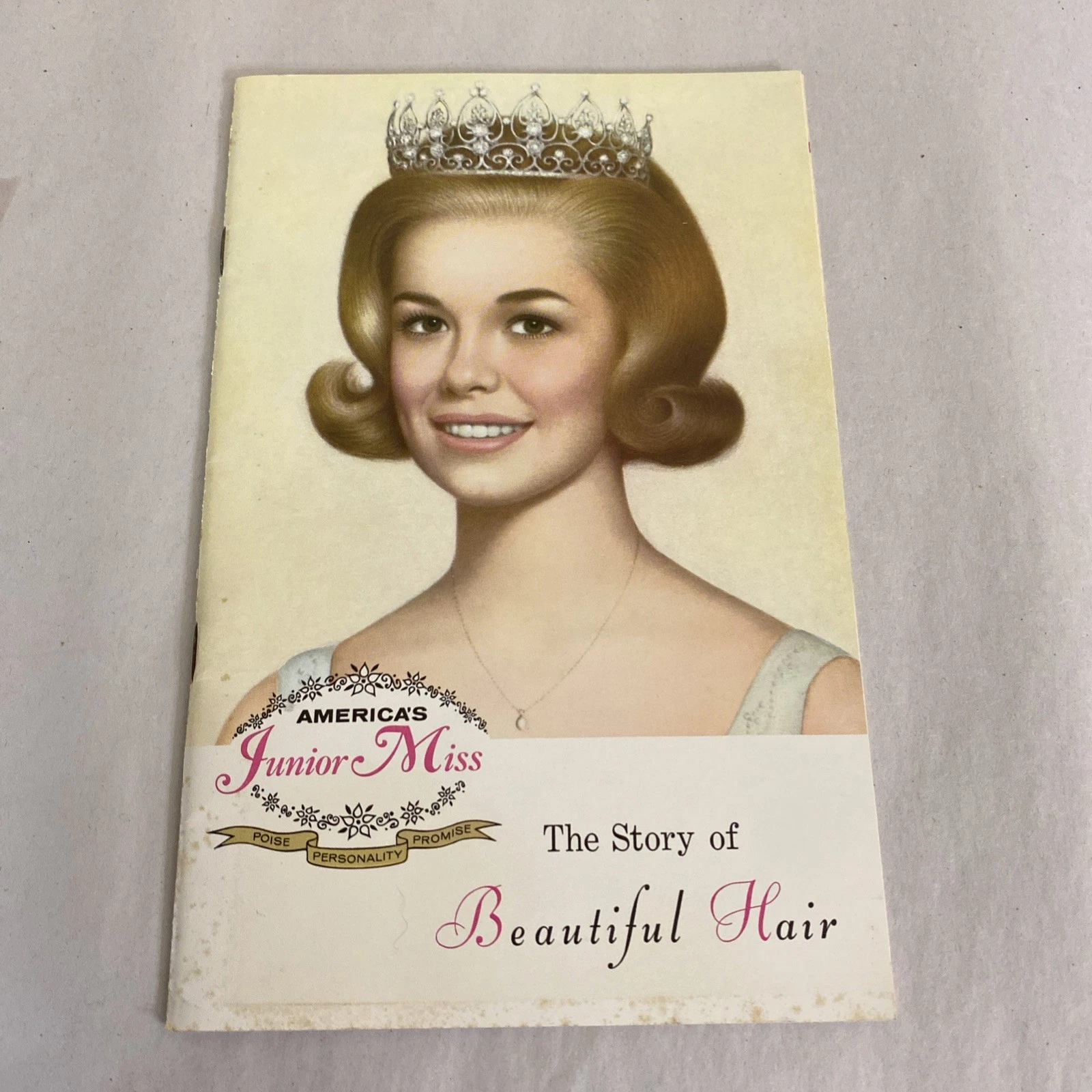 Lot 2 Vintage Breck The Story of Beautiful Hair Booklets + Junior Miss Cover Set - Image 2