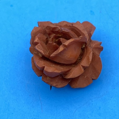 Vintage Art Deco Carved Dark Orange Butterscotch Bakelite Rose Brooch & Pendant - Image 3