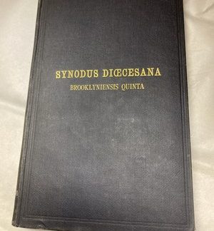 Thomas Edmundus Molloy / Constitutiones Dioecesanae Brooklynienses Quas 1St 1926