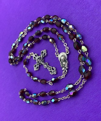 Vtg Claudio Cipolletti Red Aurora Borealis Crystal Faceted Glass Rosary, ITALY - Image 6