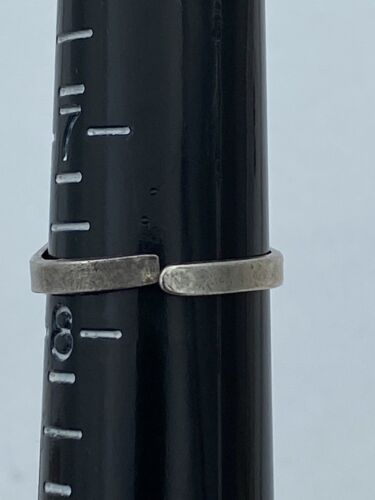 Vintage 1950s Girl Scout Ring Sterling Silver band - Size adjustable - Image 7