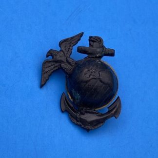 Vintage United States Marine Corps Globe Anchor Eagle Screwback Badge