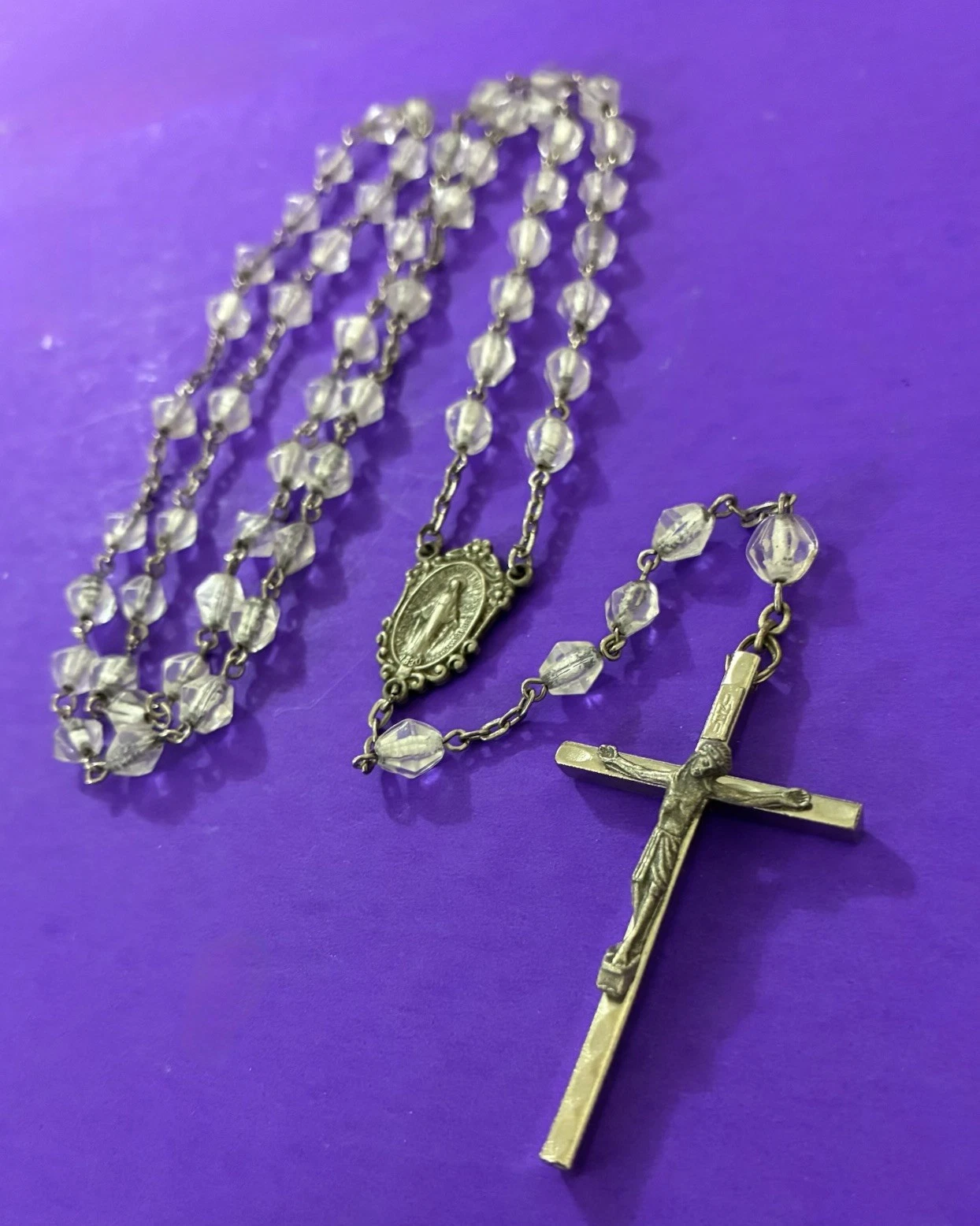 Vintage Bicone Opaque Faceted Glass Rosary, Virgin Mary Jesus Italy Christianity - Image 9