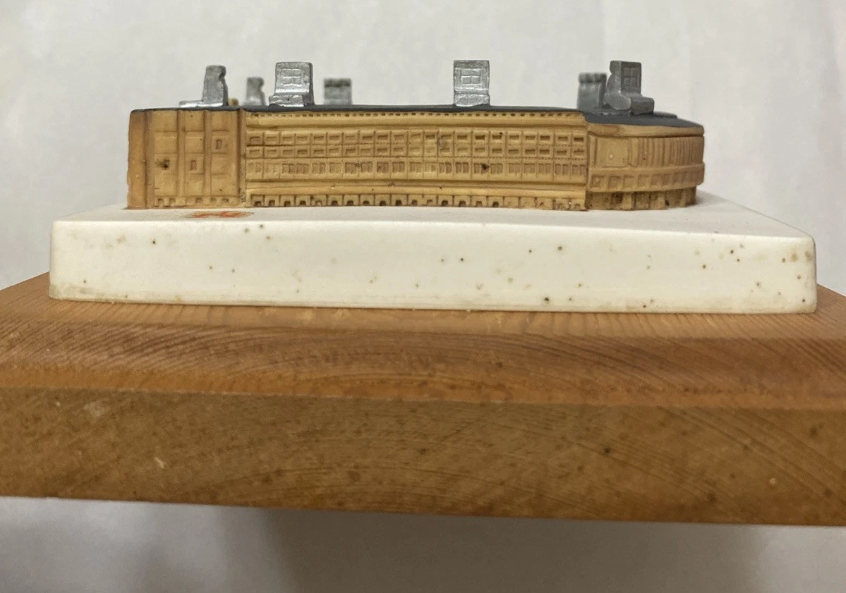 Polo Grounds New York Giants Ceramic Replica Baseball Stadium - Image 6
