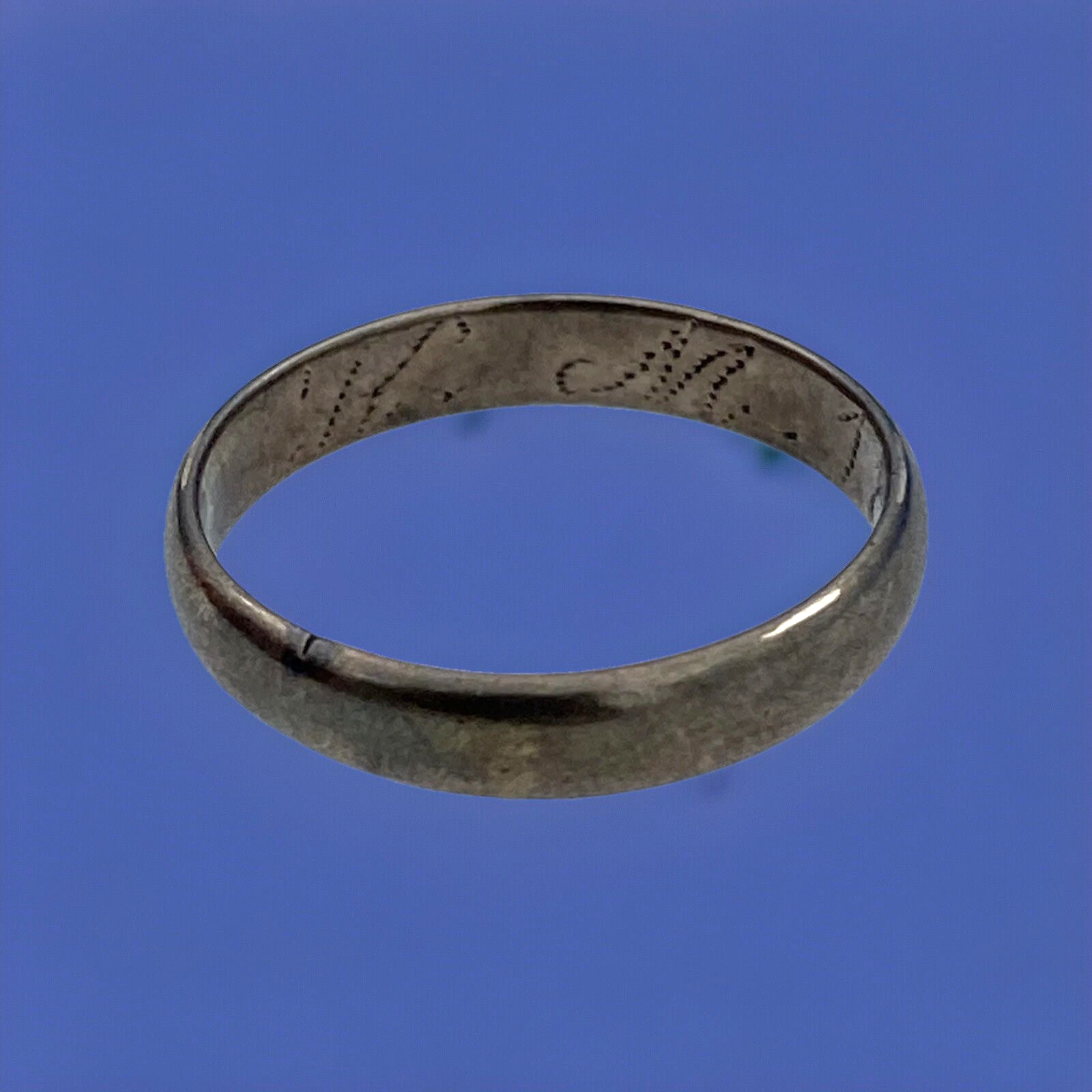 14K Gold Victorian Antique Band Engraved 1879 Initialed K.M. - Image 3