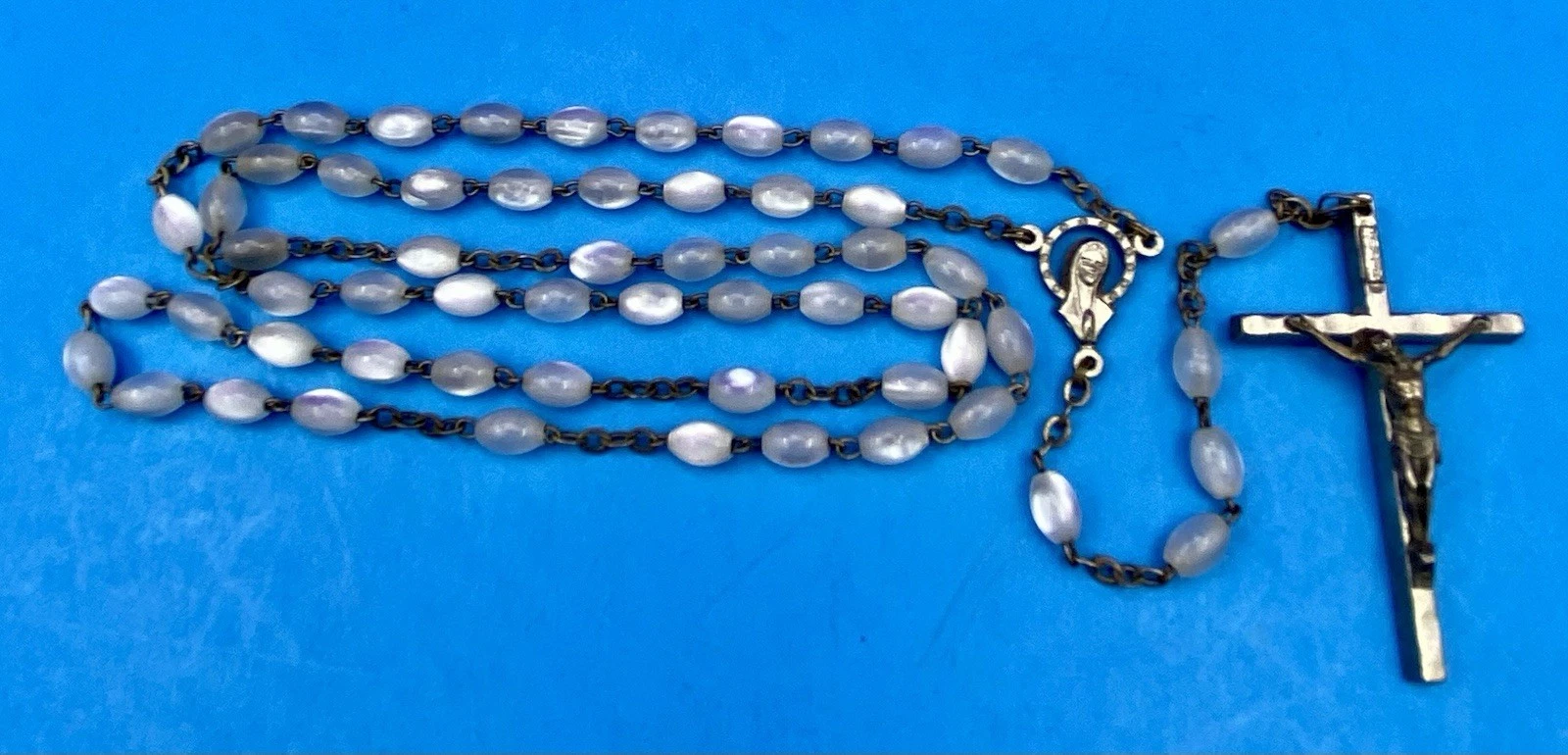 Vtg MoonGlow Glass Oval Bead Rosary, Virgin Mary, Jesus, Italy, Christianity 18” - Image 7