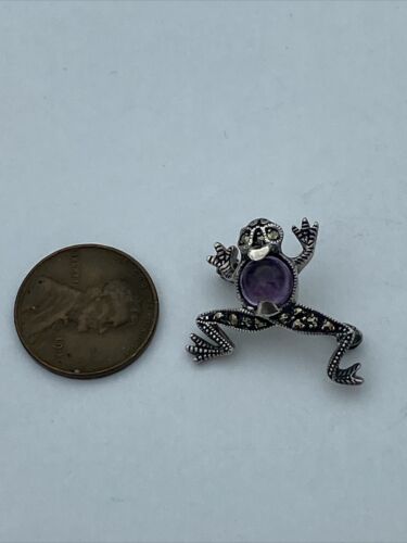 Vintage Sterling Silver Purple Amethyst and Marcasite Frog Pin Brooch - Image 4