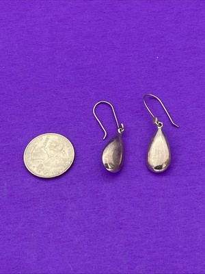 Vintage Sterling Silver Long Teardrop Shape Puff Drop Earrings - Image 2
