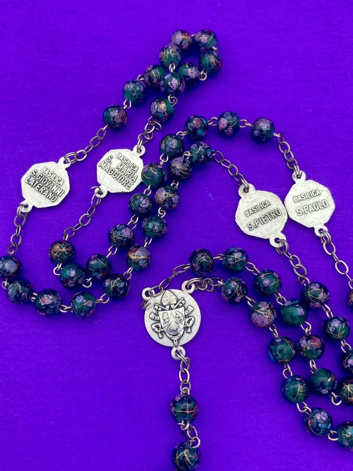 Vtg Green Pink Gold Glass Rosary, Pope Benedict XVI, 4 Basilicas, Italy, 20.5” - Image 4