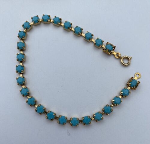 Vtg 1950’s -1960’s Blue Faux Stone Gold Toned Bracelet w/Clip On Earrings Set - Image 10