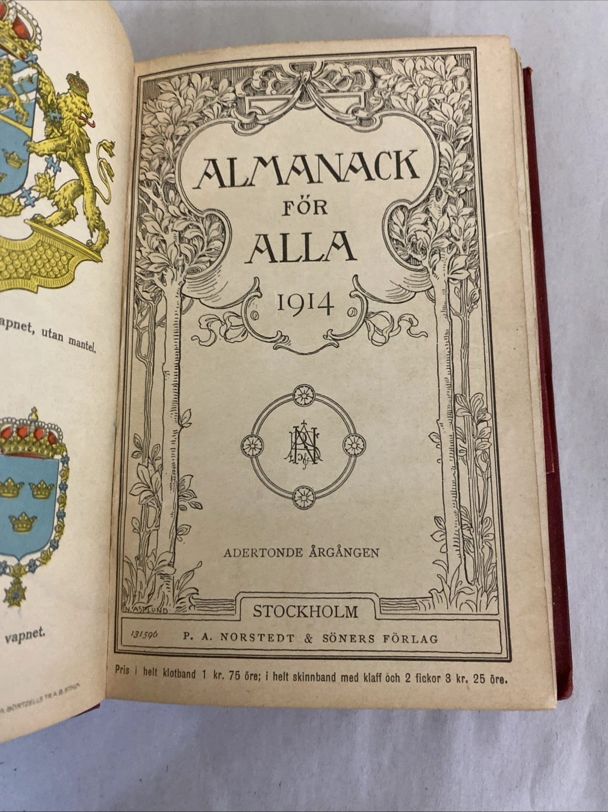 1914 Almanack för alla, Norstedt Stockholm—maps, mushrooms, heraldry, gilt cloth - Image 9