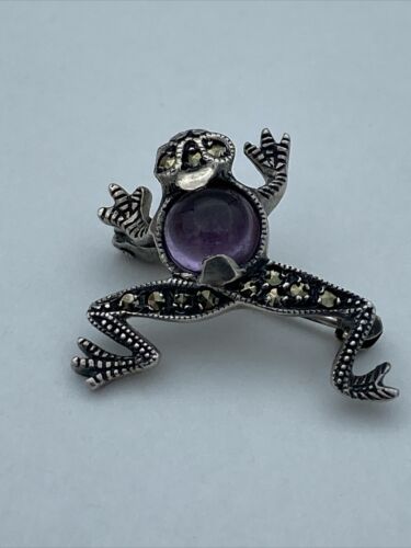 Vintage Sterling Silver Purple Amethyst and Marcasite Frog Pin Brooch