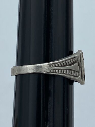 Vintage 1950s Girl Scout Ring Sterling Silver band - Size adjustable - Image 6
