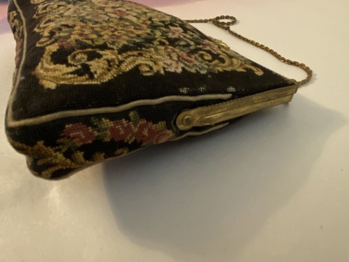 Antique 1920s Art Deco Gold Tone Frame Seed Pearls Petit Point Needlepoint Purse - Image 12