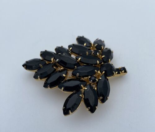 Vintage 1950s Black Marquise Rhinestone Brooch w Clip On Earrings Set, Gold Tone - Image 12