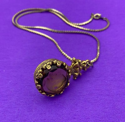 Vtg Cognac Brown Glass Intaglio Cameo Pendant with Goldtone Necklace, Gorgeous - Image 10