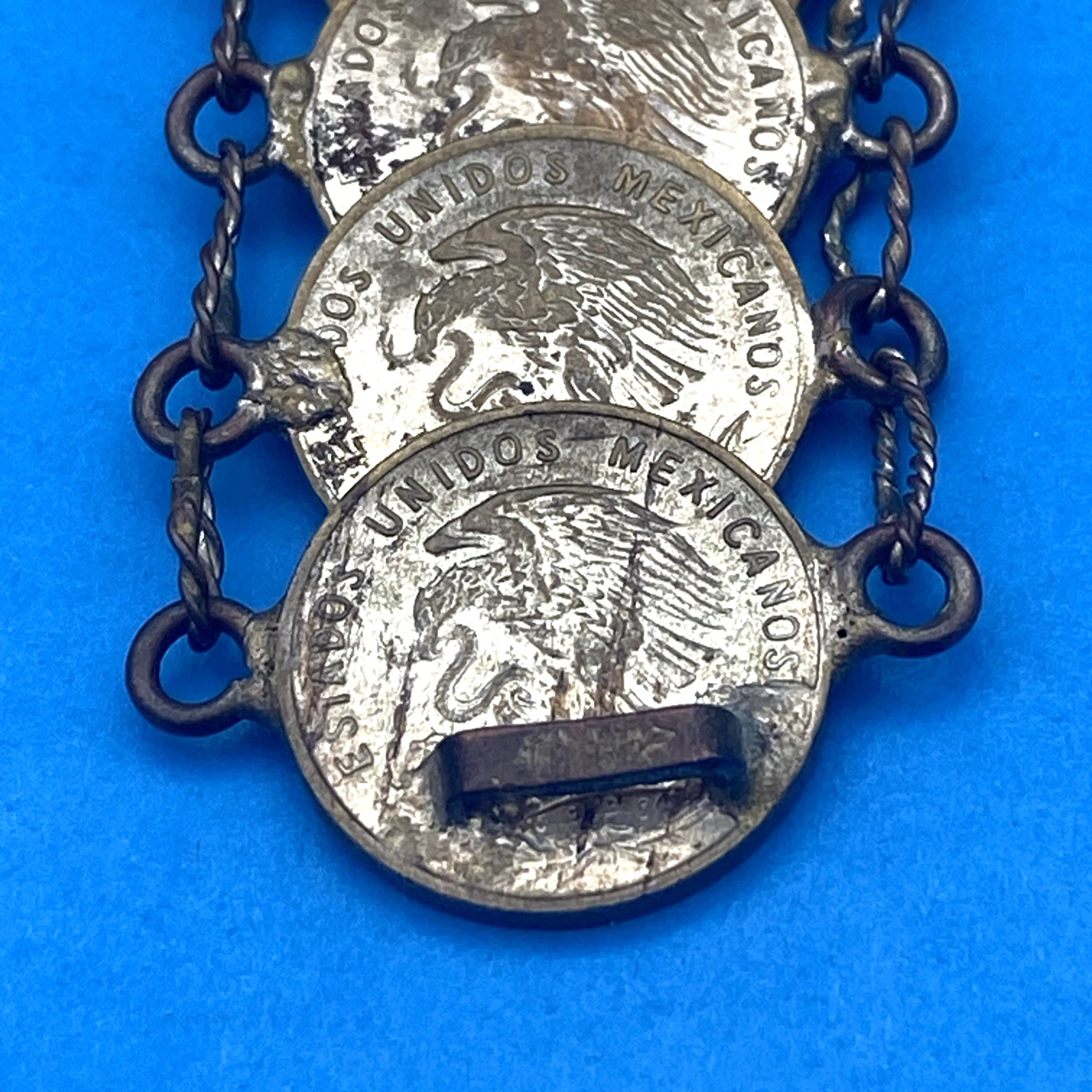 Vintage Mexican 1961 1 Centavo 20 Coin Bracelet Folk Jewelry - Image 3