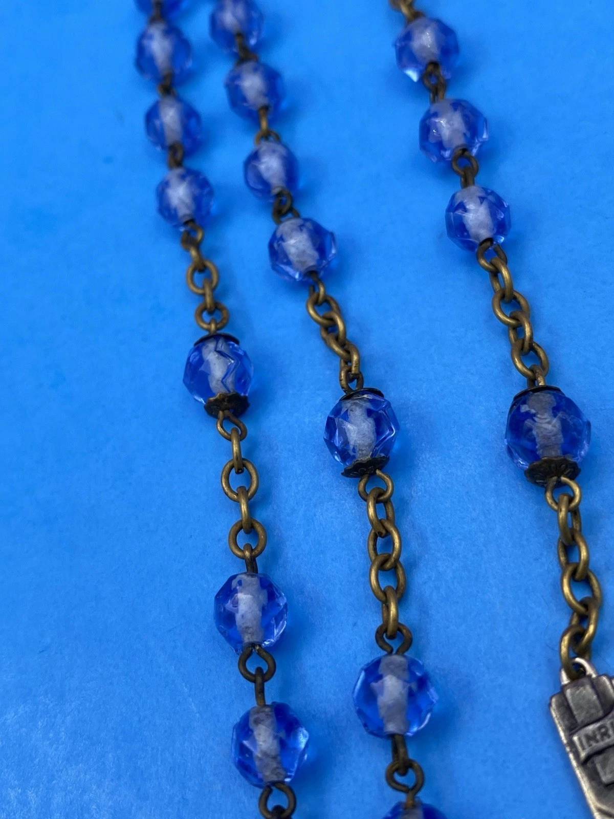 Vintage Beautiful Blue Givre Faceted Glass Rosary, Jesus, Christianity, 20.5” - Image 5