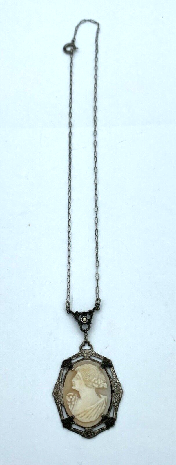 Vintage Sterling Silver Cameo Pendant Left Facing With Silver Chain - Image 2