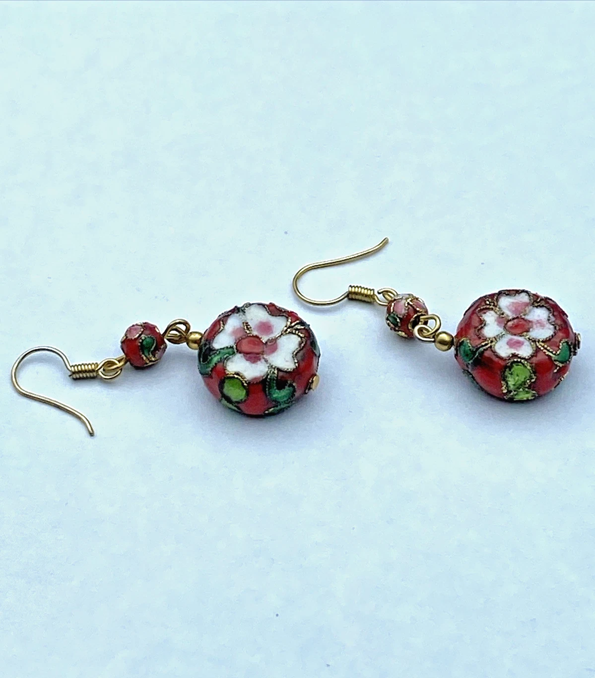 Vintage Red Cloisonne Floral Bead Dangle Earrings Gold Tone Chinese Style - Image 4