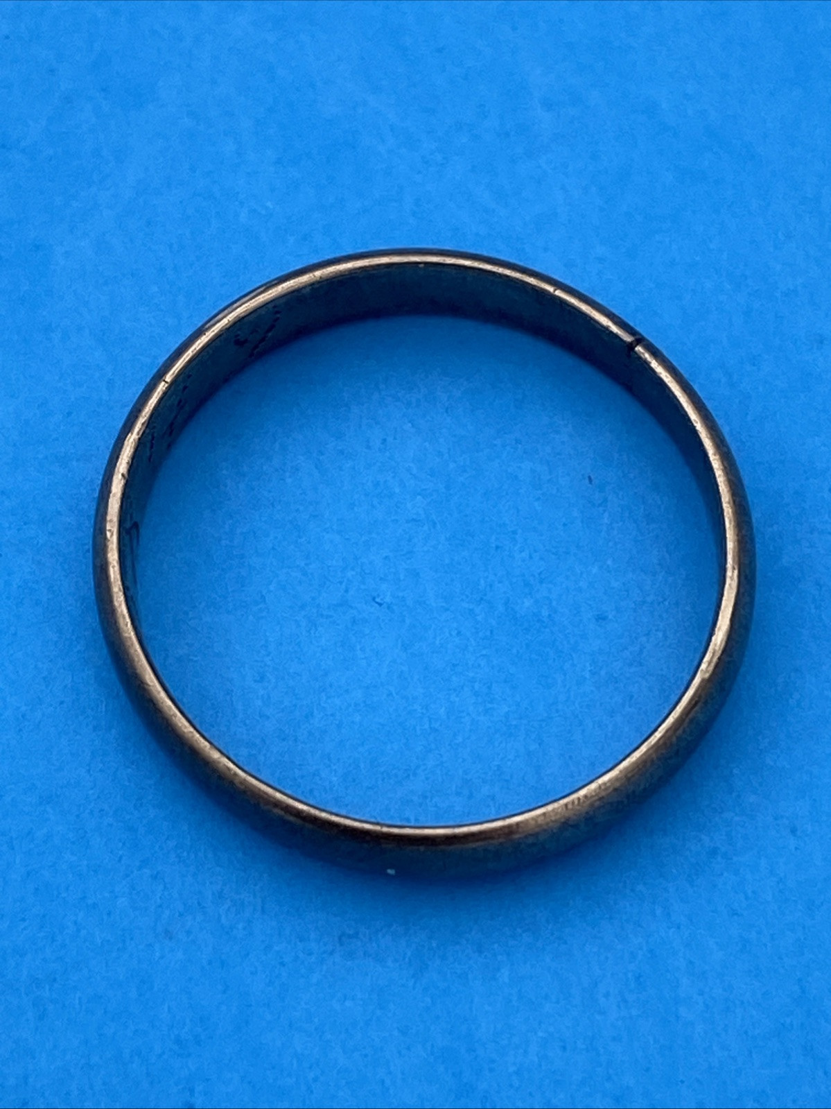 14K Gold Victorian Antique Band Engraved 1879 Initialed K.M. - Image 4
