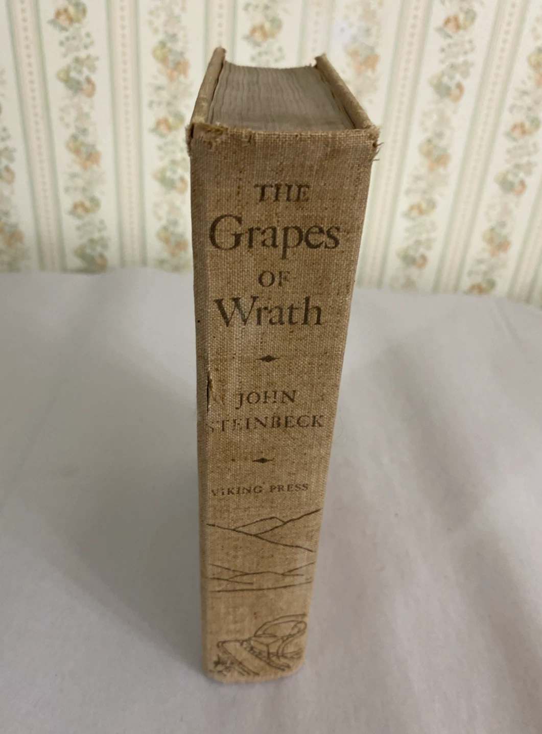The Grapes of Wrath Steinbeck Viking Press 4th Printing April 1939 Cloth NoDJ HC - Image 2