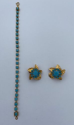 Vtg 1950’s -1960’s Blue Faux Stone Gold Toned Bracelet w/Clip On Earrings Set - Image 5
