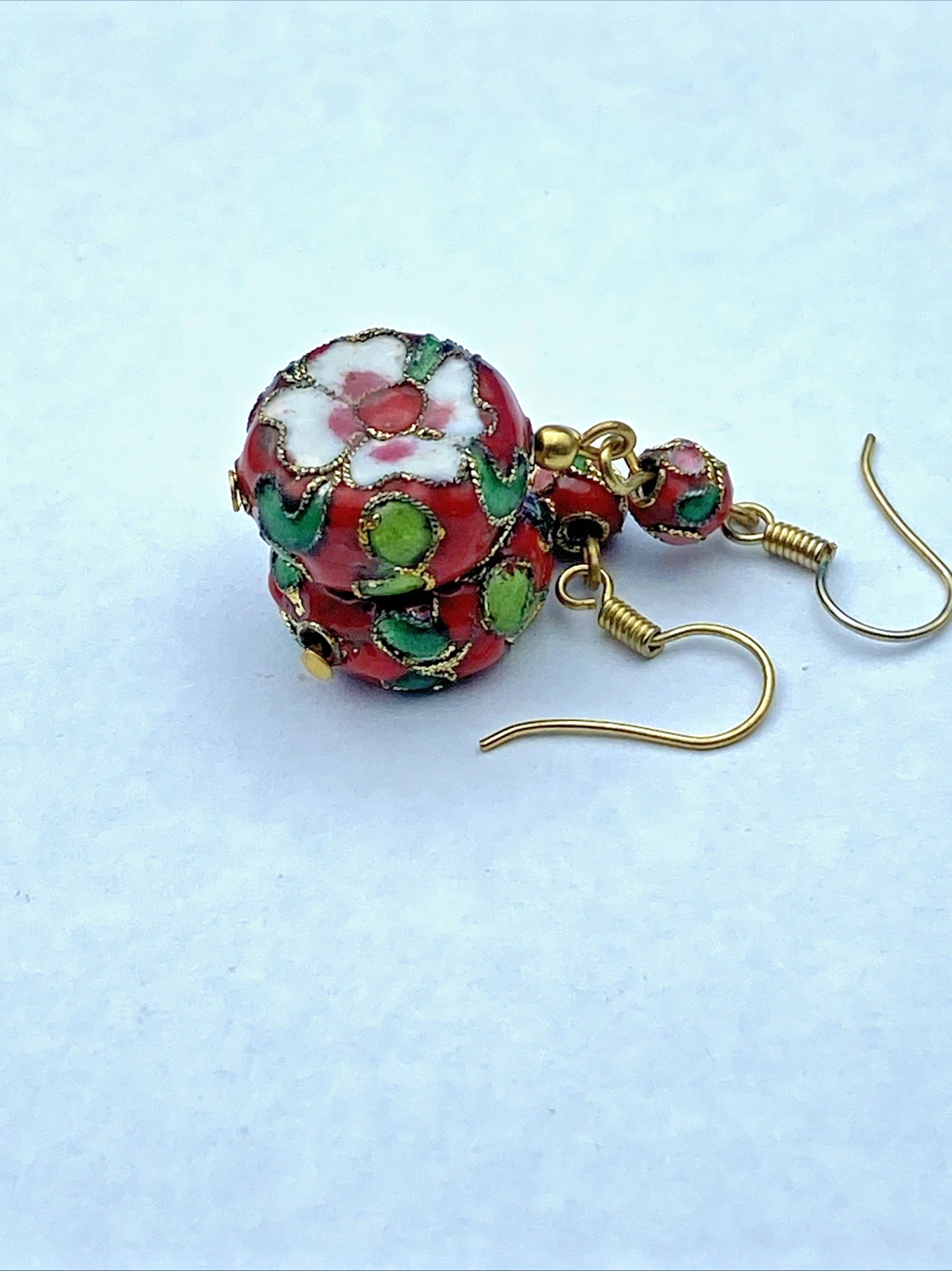 Vintage Red Cloisonne Floral Bead Dangle Earrings Gold Tone Chinese Style - Image 3