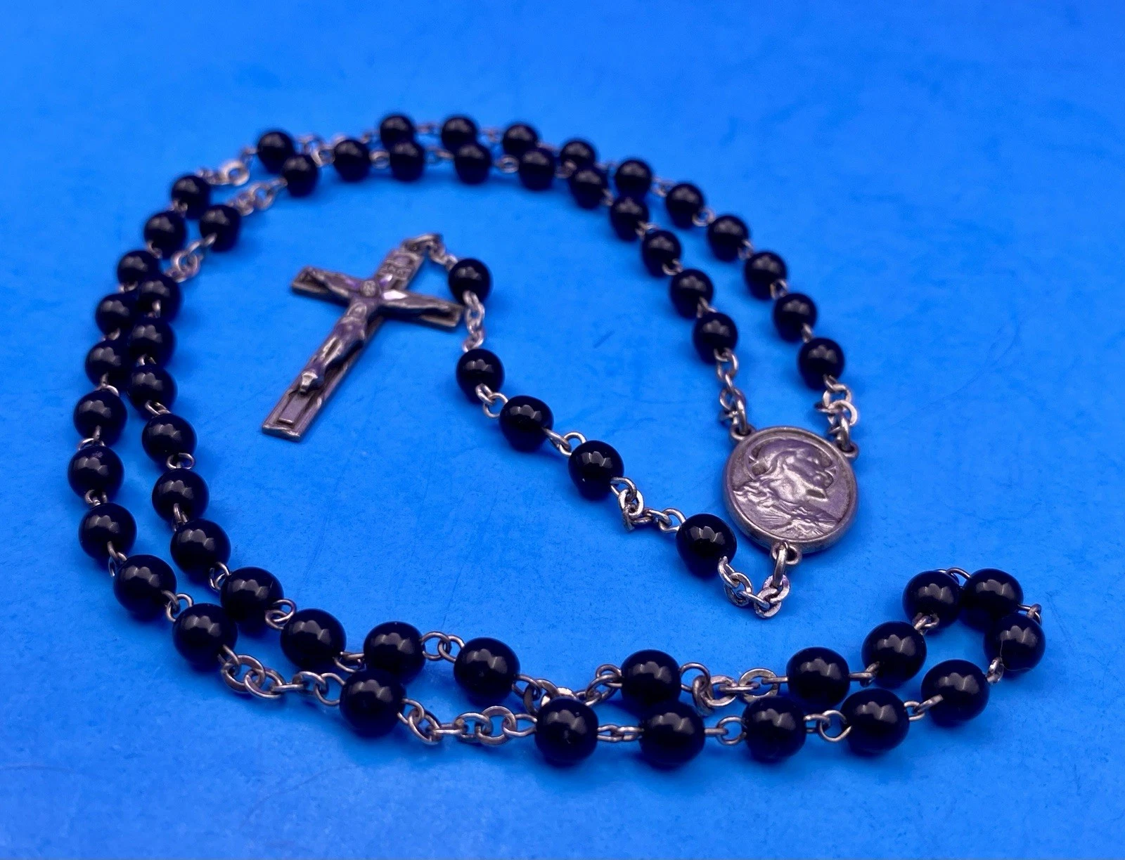 Vintage Beautiful Black Glass Petite Rosary, Jesus, Pewter, Christianity, 15” - Image 3