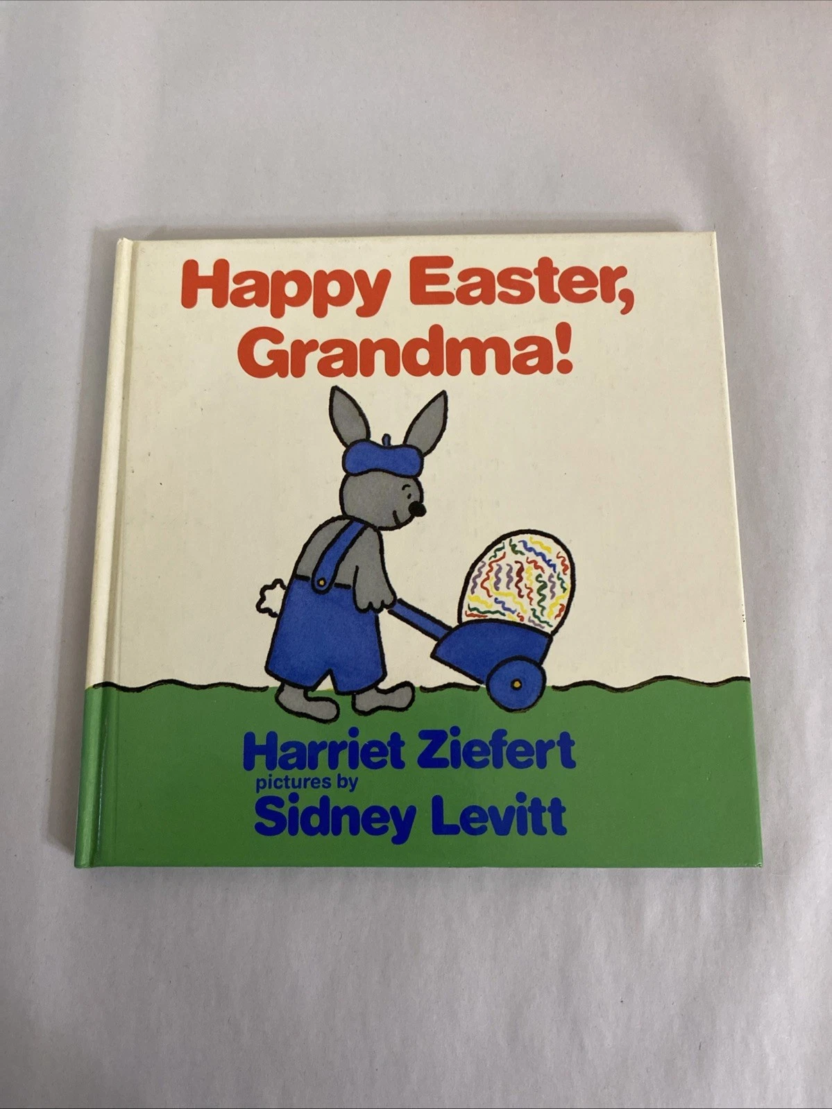 Signed Sidney Levitt 2-Book Lot Happy Easter Grandma/Happy Birthday Grandpa 1988 - Image 2