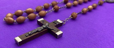 Vintage Wood Coco Veritable Rosary, FRANCE, Virgin Mary & Child Christianity 20" - Image 6