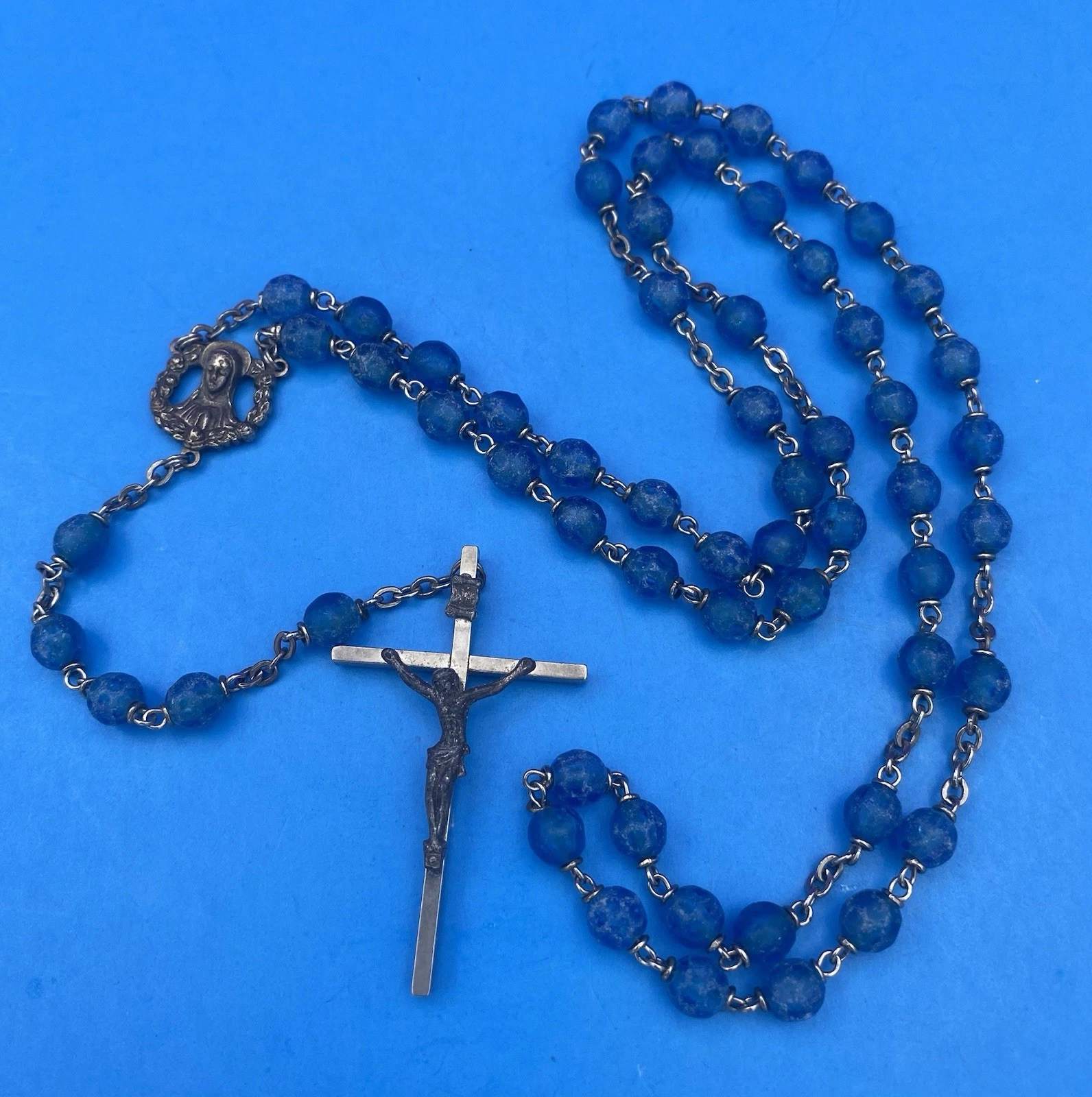 Vintage Blue Textured Plastic Bead Rosary, Mary, Jesus, ITALY, Christianity - Image 8
