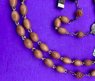 Vintage Wood Coco Veritable Rosary, FRANCE, Virgin Mary & Child Christianity 20" - Image 5