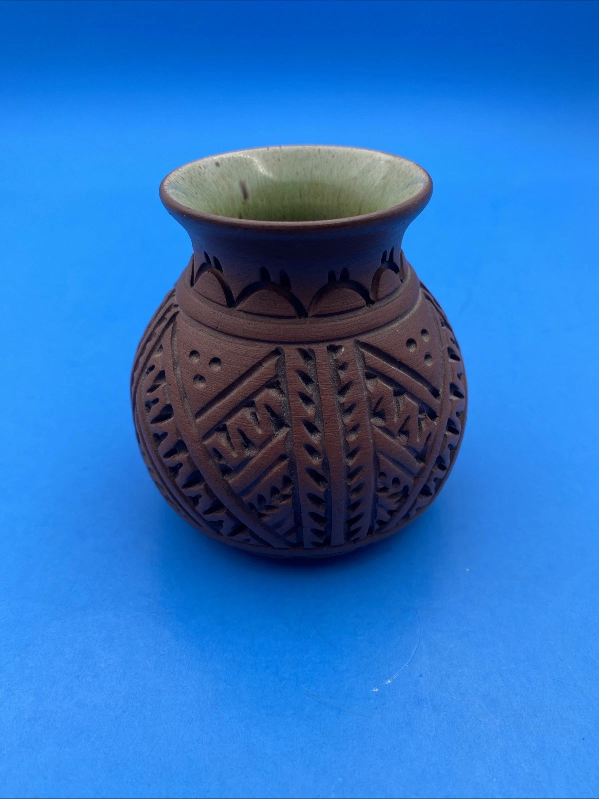 Six Nations Mohawk Pottery carved redware bud vase, green interior, signed, #8 - Image 7