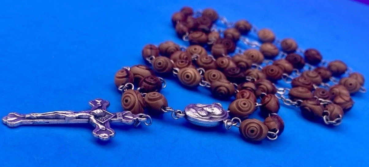 Carved Olive Wood Rosary, Terra Jerusalem Reliquary, Virgin Mary, Christianity - Image 9