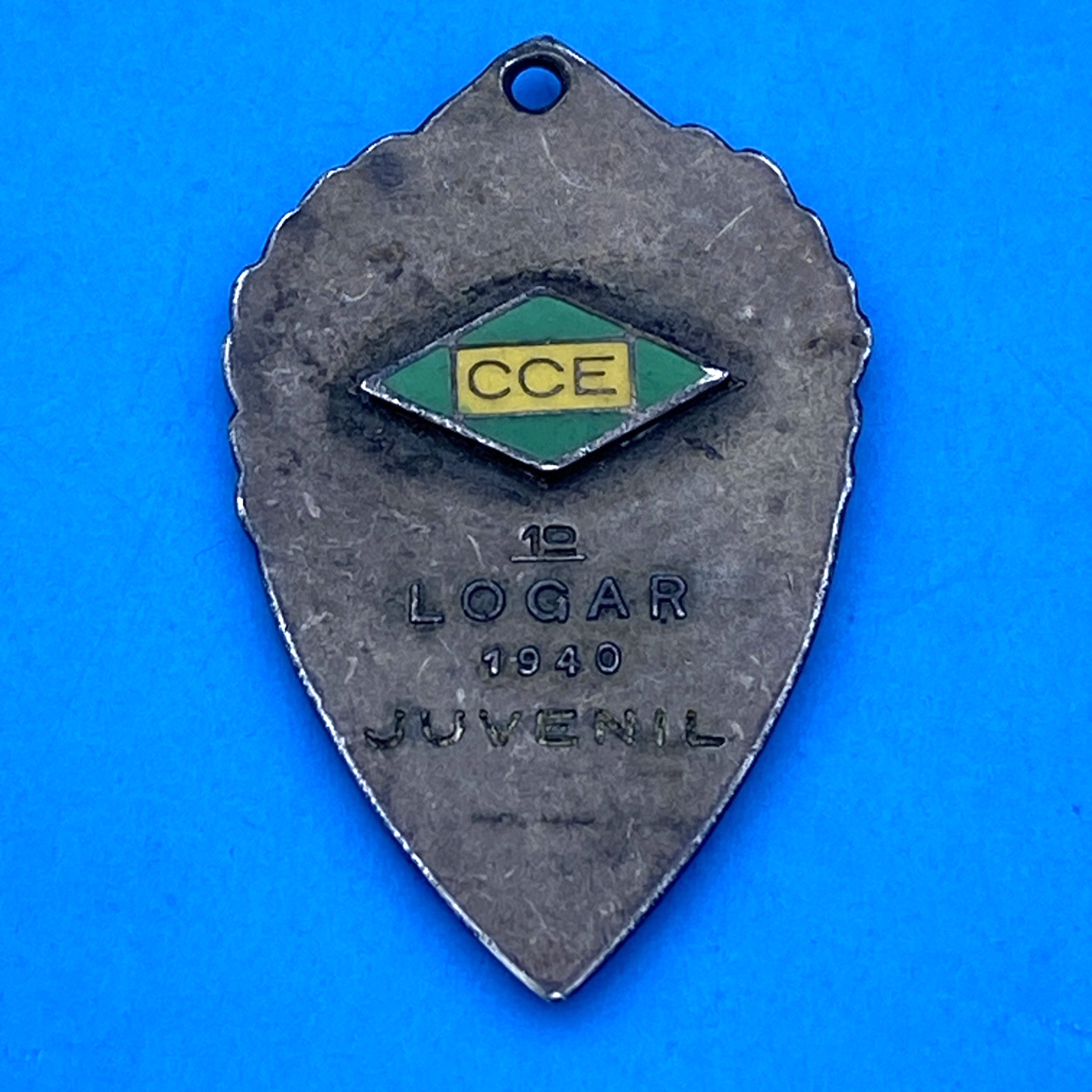 Vintage Youth Club Soccer Silver Medal - Montini - CCE 10 Logar 1940 Juvenil - Image 3