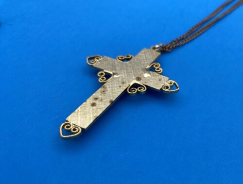 Vintage, Regal Gems, Rhinestone Gold Tone Cross Pendant Necklace, Christianity - Image 9