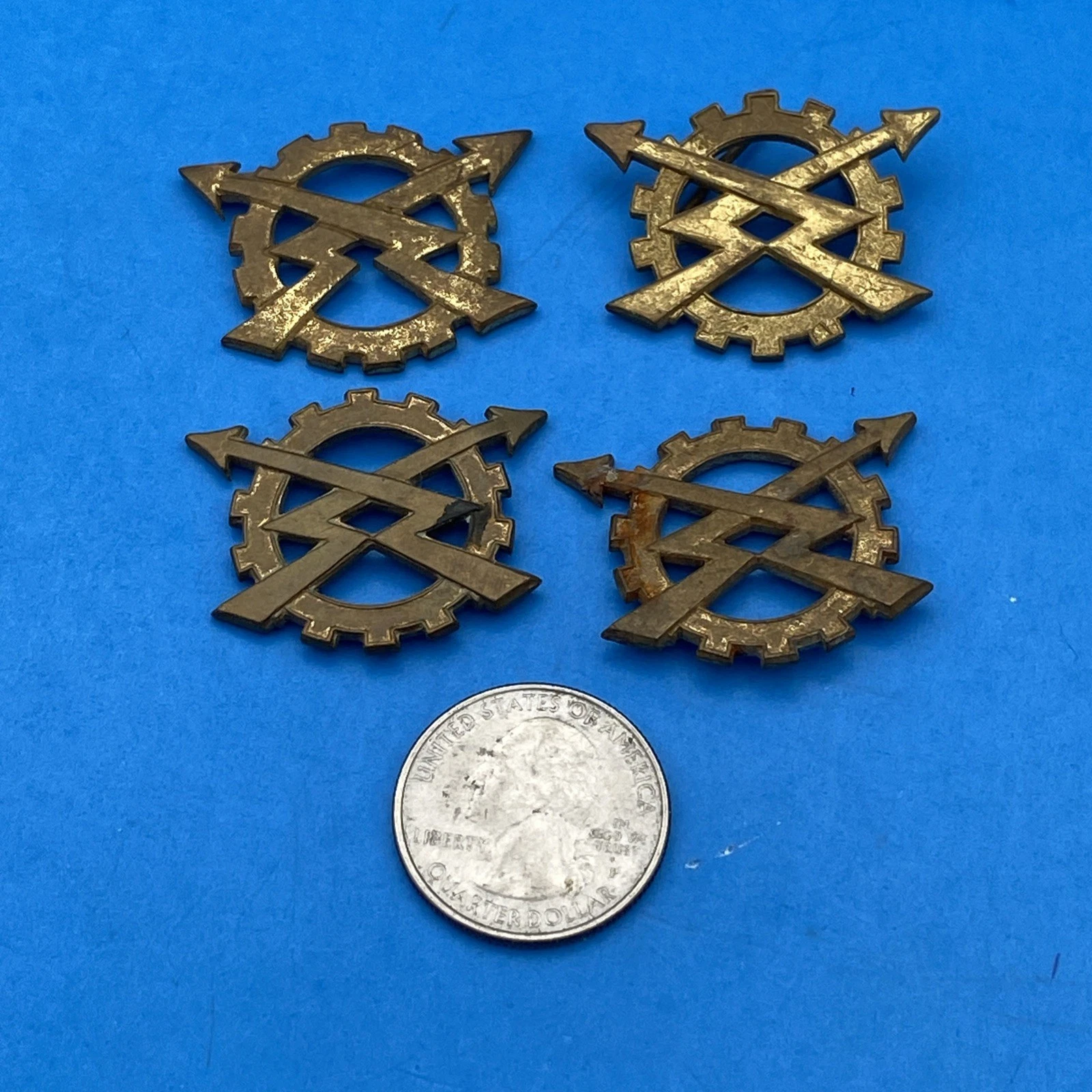 Lot of 4 Belgian Army Transmission Signals Badges Bronze Tone Parts/Study Group - Image 2