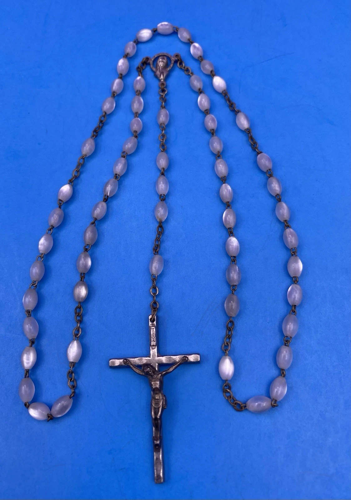 Vtg MoonGlow Glass Oval Bead Rosary, Virgin Mary, Jesus, Italy, Christianity 18” - Image 8