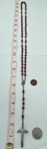 VINTAGE ITALY RED OBLONG BEADED ROSARY CHRISTIANITY - Image 8