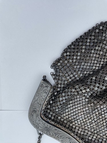 Antique Victorian Art Nouveau, German Silver, Mesh Chainmail Purse Needs Repair - Image 6