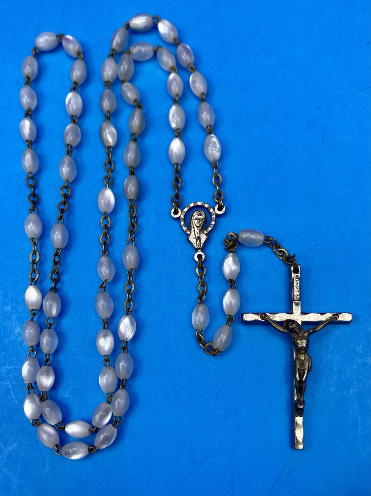 Vtg MoonGlow Glass Oval Bead Rosary, Virgin Mary, Jesus, Italy, Christianity 18”