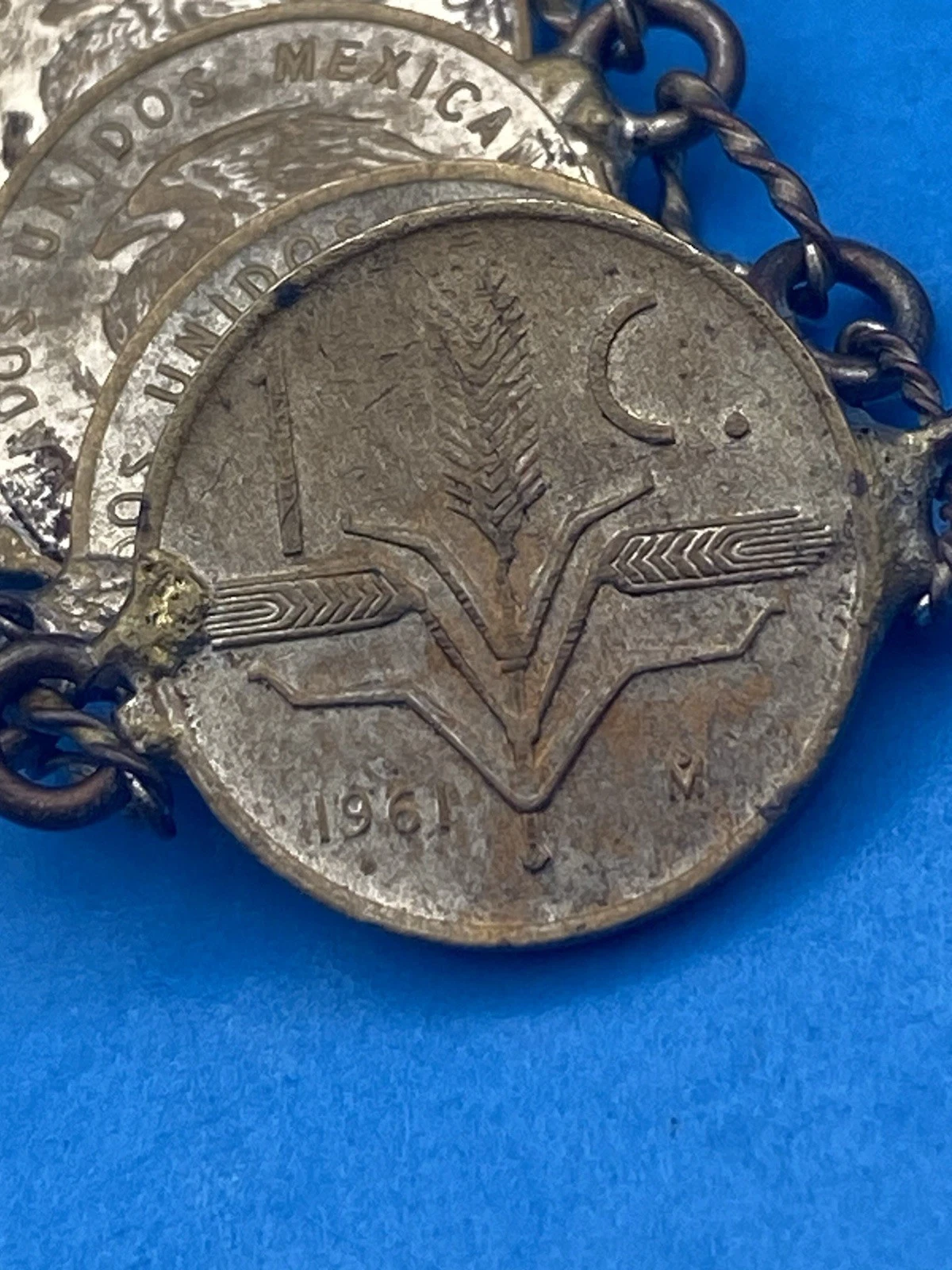 Vintage Mexican 1961 1 Centavo 20 Coin Bracelet Folk Jewelry - Image 8