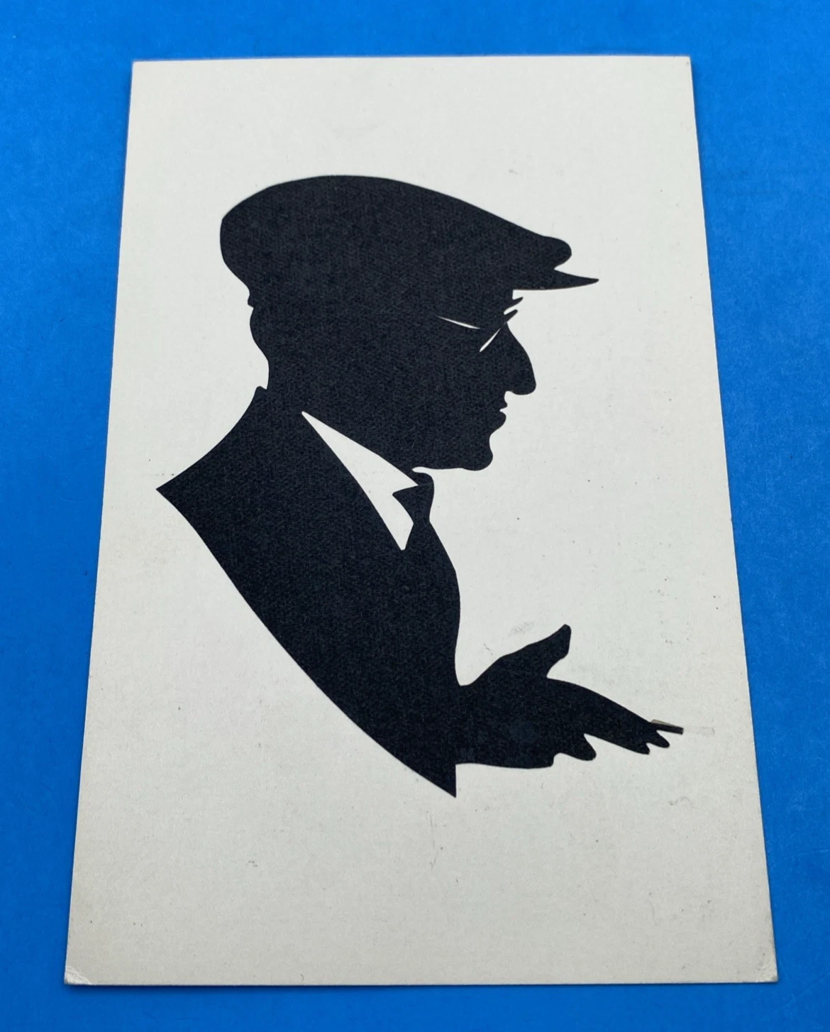 H. Nolden Silhouettiste Tour Eiffel Paris silhouette postcard c.1906, unused man