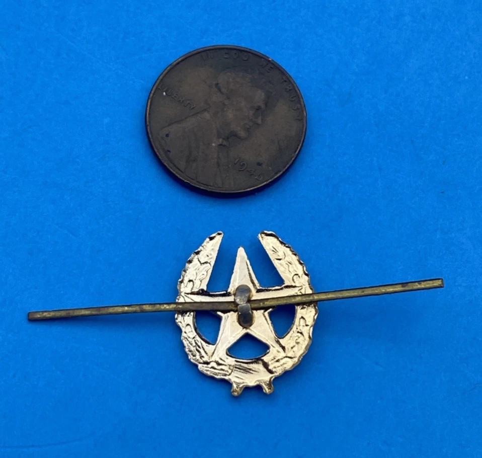 USSR Motor Rifle Collar Insignia Star in Wreath Gold Tone CCCP Bar Back Pin Gilt - Image 2